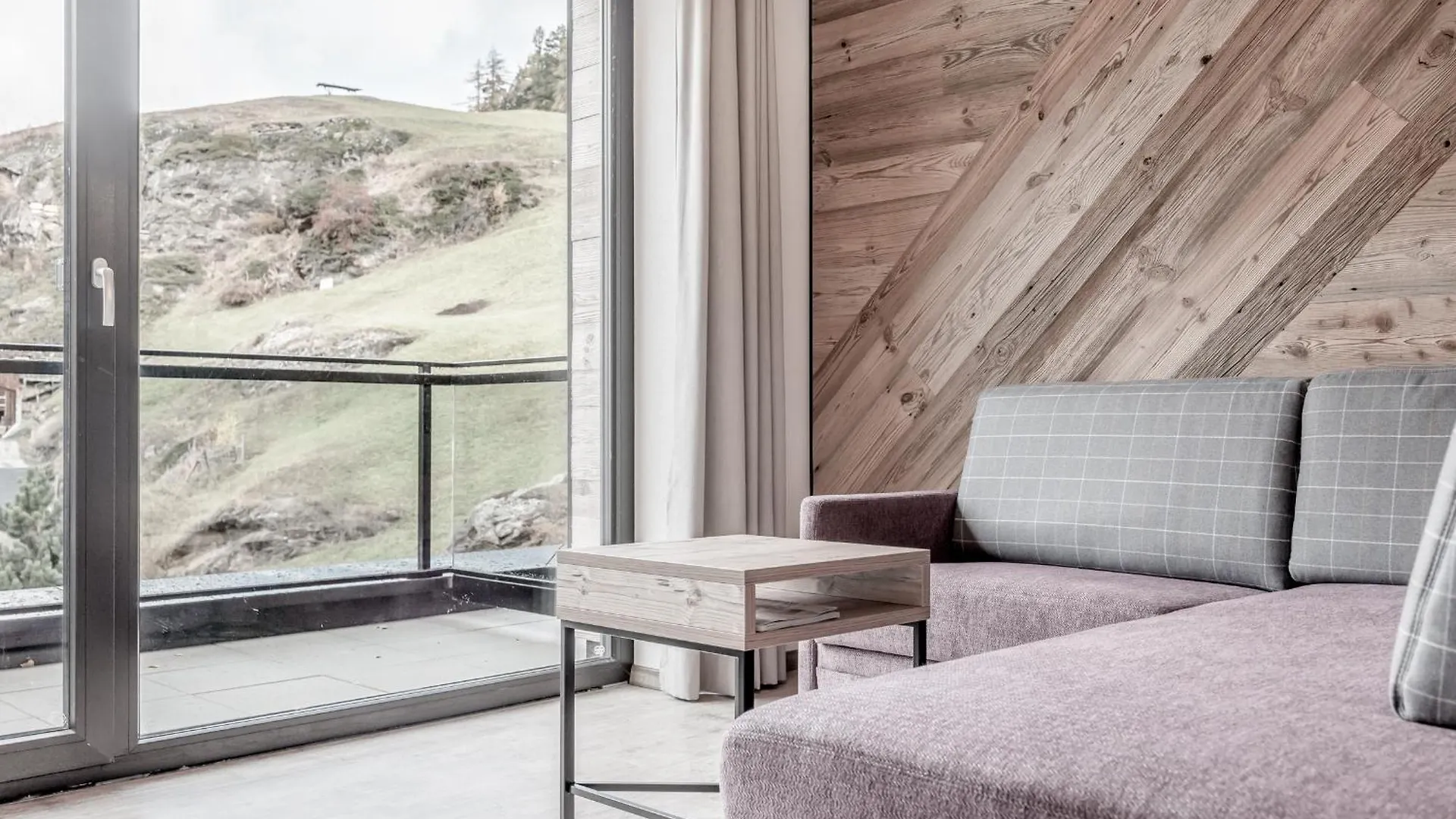 ***  Corso Living Aparthotel Solden Austria